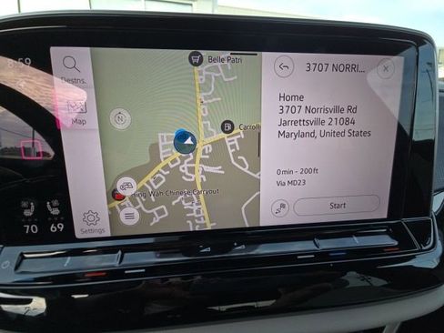 Used 2025 Volkswagen Atlas Cross Sport SEL Premium R-Line image 4