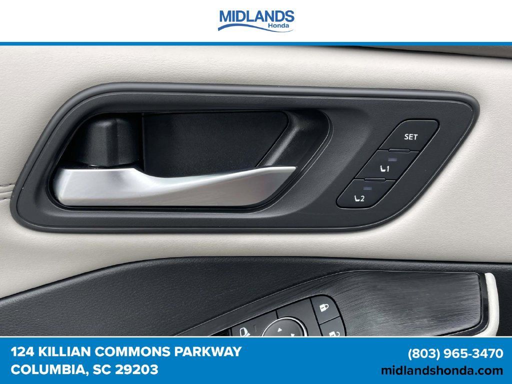 Used 2023 Nissan Rogue SL w/ SL Premium Package AWD/4WD image 20