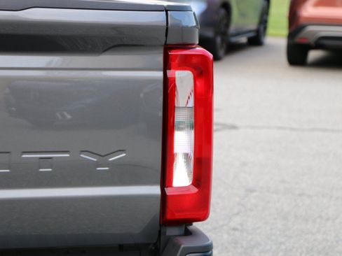 Used 2026 Ford F250 XL RWD image 7