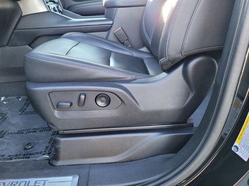 Used 2021 Chevrolet Tahoe Z71 image 16