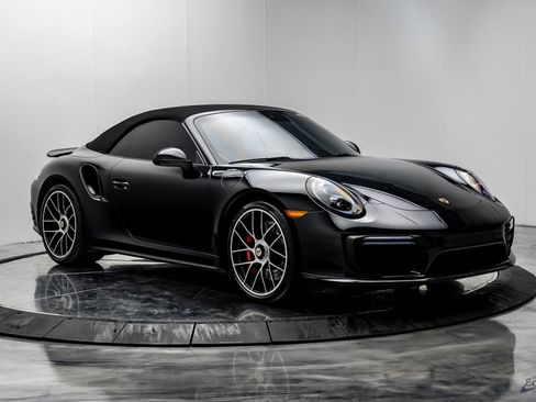 Used 2019 Porsche 911 Turbo image 27