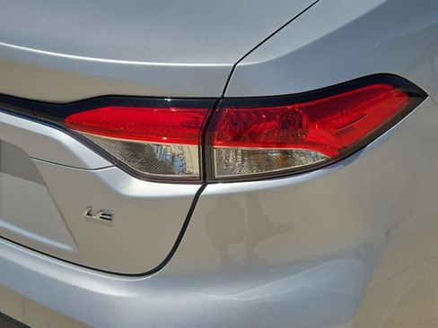 Certified 2025 Toyota Corolla LE FWD image 25