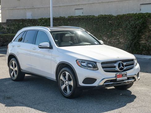 Used 2017 Mercedes-Benz GLC 300 image 3