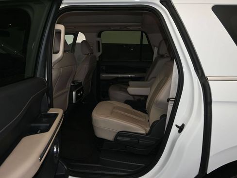 Used 2024 Ford Expedition Max Limited AWD/4WD image 18