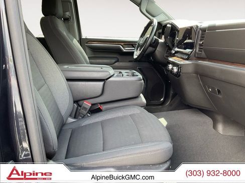 Used 2024 GMC Sierra 1500 Elevation w/ LPO, Elevation Black Package AWD/4WD image 15