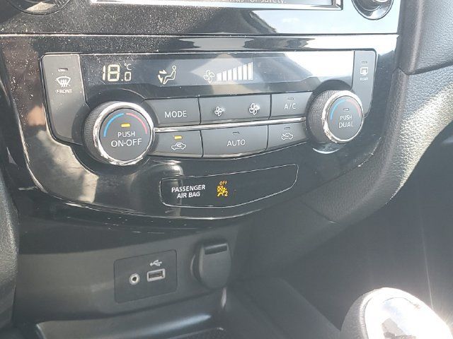 Used 2020 Nissan Rogue S FWD image 24