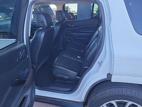 Used 2023 GMC Acadia Denali FWD image 12