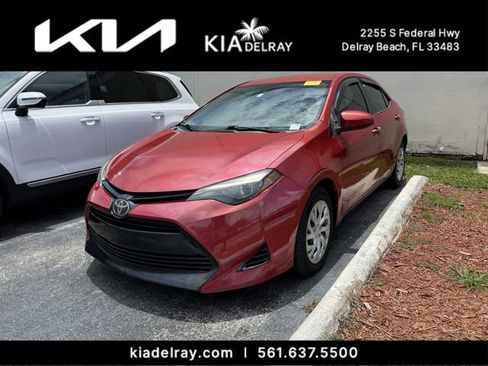 Used 2018 Toyota Corolla LE FWD image 4