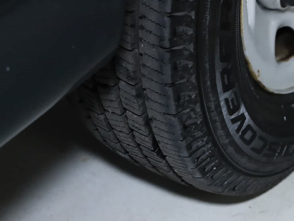 Used 2014 Chevrolet Express 2500 RWD image 37