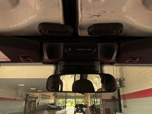 Used 2025 Jeep Wrangler Unlimited Sport AWD/4WD image 14