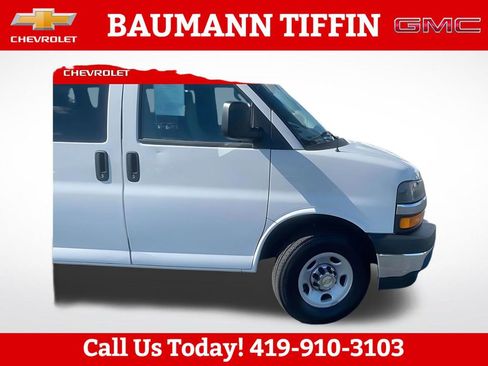 Used 2024 Chevrolet Express 3500 LT w/ LT Preferred Equipment Group RWD image 26