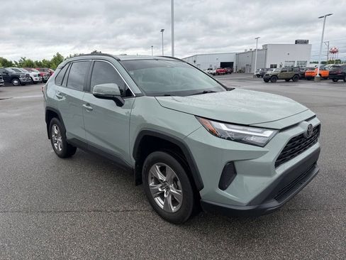 Used 2023 Toyota RAV4 XLE w/ Convenience Package AWD/4WD image 8