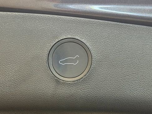 Used 2023 Tesla Model 3 Standard Range RWD image 38
