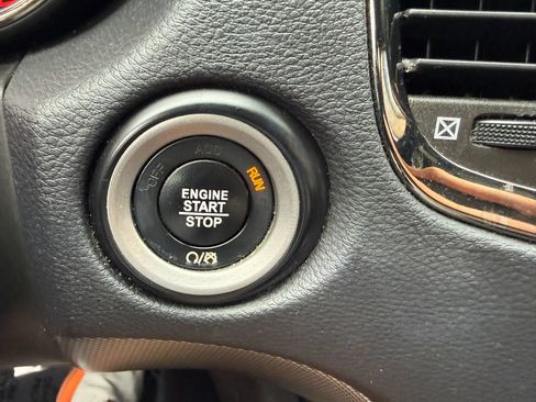 Used 2020 Dodge Durango GT RWD image 18
