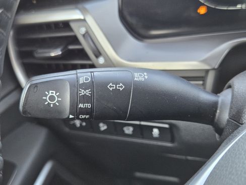 Used 2025 Kia Telluride S FWD image 18