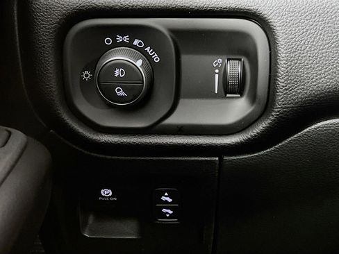 New 2026 RAM 1500 Big Horn AWD/4WD image 13