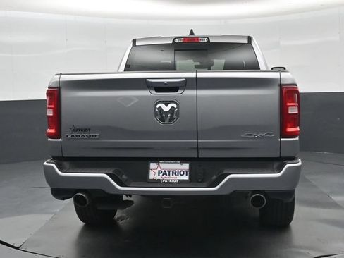 Used 2025 RAM 1500 Laramie AWD/4WD image 31