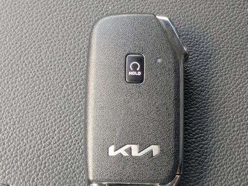 Used 2024 Kia Sportage EX image 35