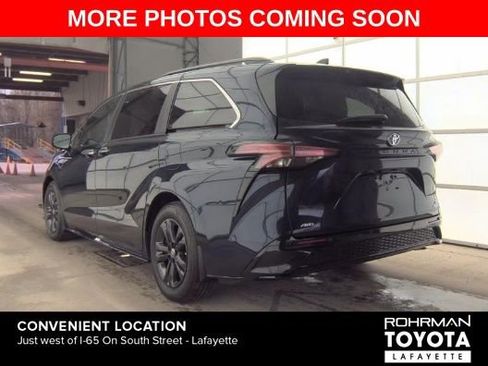 Used 2024 Toyota Sienna XSE image 2