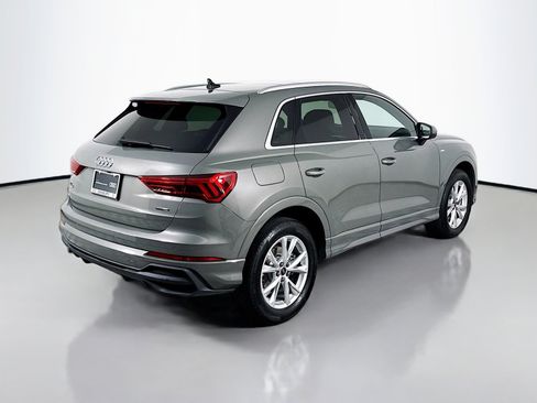 Certified 2025 Audi Q3 2.0T Premium Plus w/ Premium Plus Package image 9