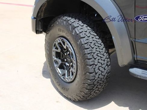 Used 2023 Ford F150 Raptor AWD/4WD image 9