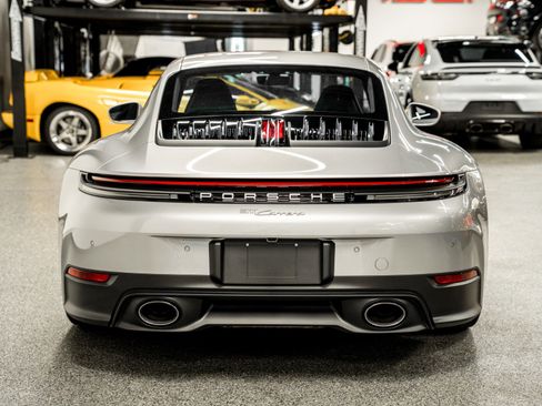 Used 2025 Porsche 911 Carrera image 7