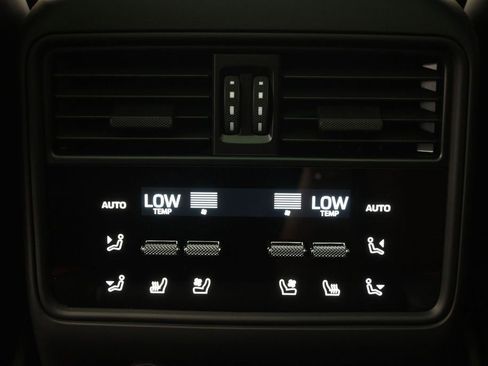 Certified 2026 Porsche Cayenne S AWD/4WD image 22