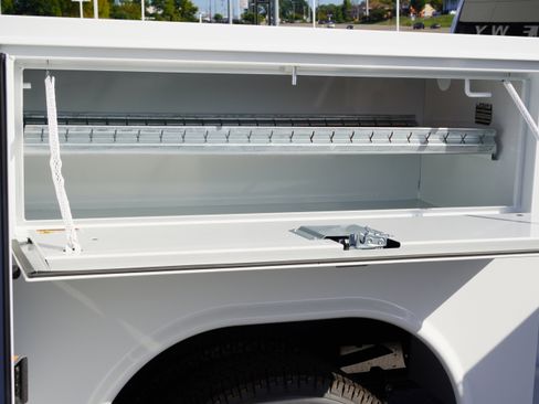 New 2025 GMC Sierra 3500 Pro w/ Convenience Package image 13