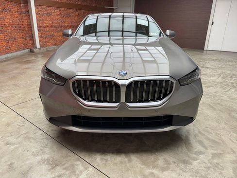 New 2026 BMW 530i xDrive 530i xDrive w/ Premium Package image 8