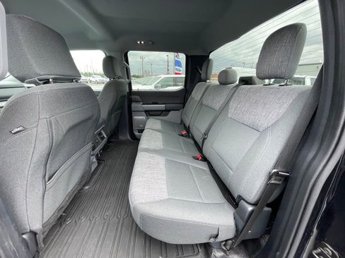 Used 2024 Ford F250 XLT w/ Black Appearance Package image 18