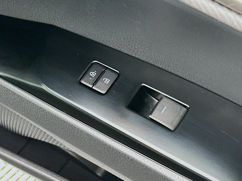 Certified 2025 Toyota Camry SE FWD image 29