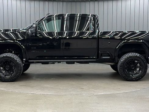 Used 2026 GMC Sierra 2500 AT4 w/ AT4 Premium Plus Package AWD/4WD image 2