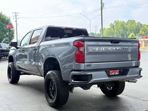 Used 2020 Chevrolet Silverado 1500 Custom w/ Infotainment Package RWD image 6