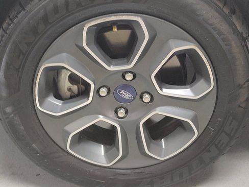 Used 2018 Ford EcoSport S FWD image 31