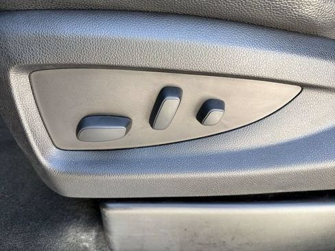 Used 2018 Chevrolet Silverado 1500 LT w/ All Star Edition AWD/4WD image 15
