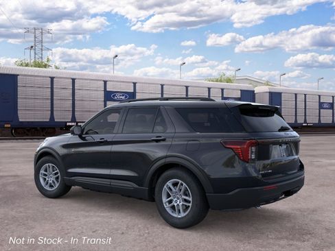 New 2026 Ford Explorer Active AWD/4WD image 4