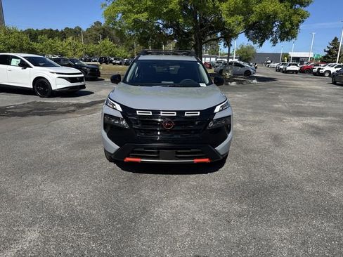 New 2026 Nissan Rogue SV AWD/4WD image 2