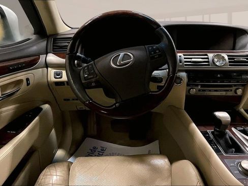 Used 2015 Lexus LS 460 AWD w/ Comfort Package image 6