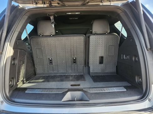 Used 2023 Chevrolet Tahoe Z71 w/ Z71 Off-Road Package image 32