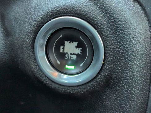 Certified 2024 Chevrolet Silverado 2500 Custom w/ Custom Value Package image 37