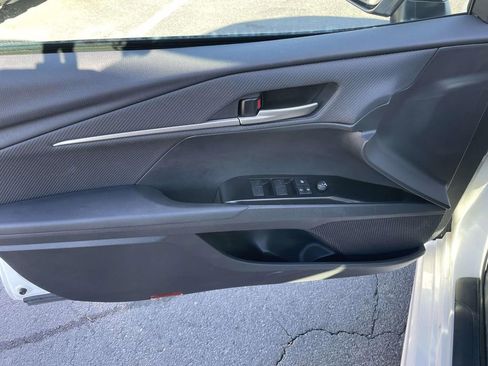 Used 2025 Toyota Camry SE image 26