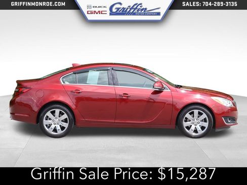 Certified 2017 Buick Regal Premium w/ Driver Confidence Package #1 FWD image 7