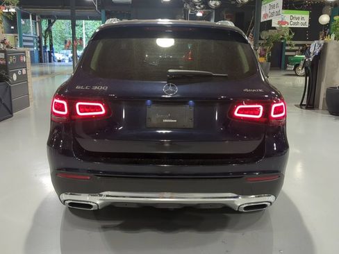 Used 2021 Mercedes-Benz GLC 300 4MATIC image 9