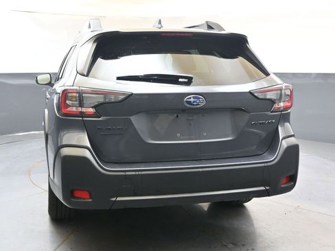 Certified 2024 Subaru Outback Onyx Edition AWD/4WD image 4