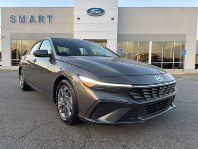 Used 2024 Hyundai Elantra SEL