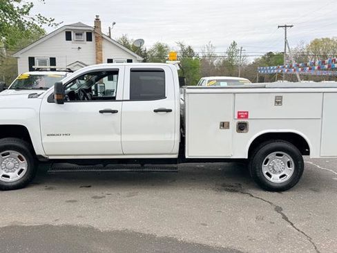 Used 2019 Chevrolet Silverado 2500 W/T w/ WT Convenience Package AWD/4WD image 9