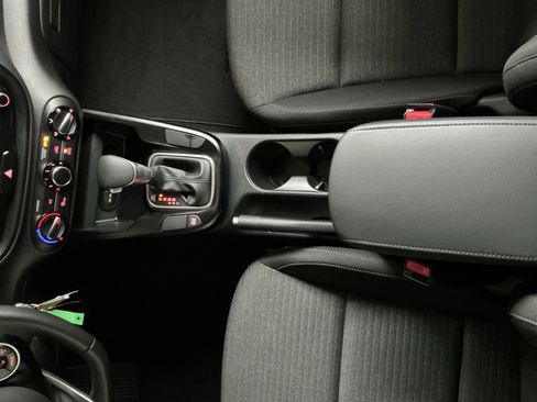 Used 2020 Kia Soul GT-Line image 11