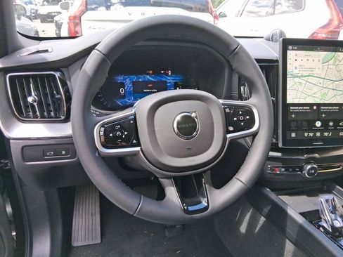New 2026 Volvo XC60 T8 Ultra w/ Protection Package Premier AWD/4WD image 11