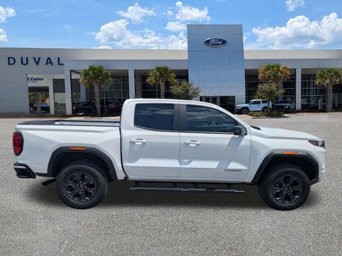 Used 2024 GMC Canyon Elevation w/ Convenience Package RWD image 3