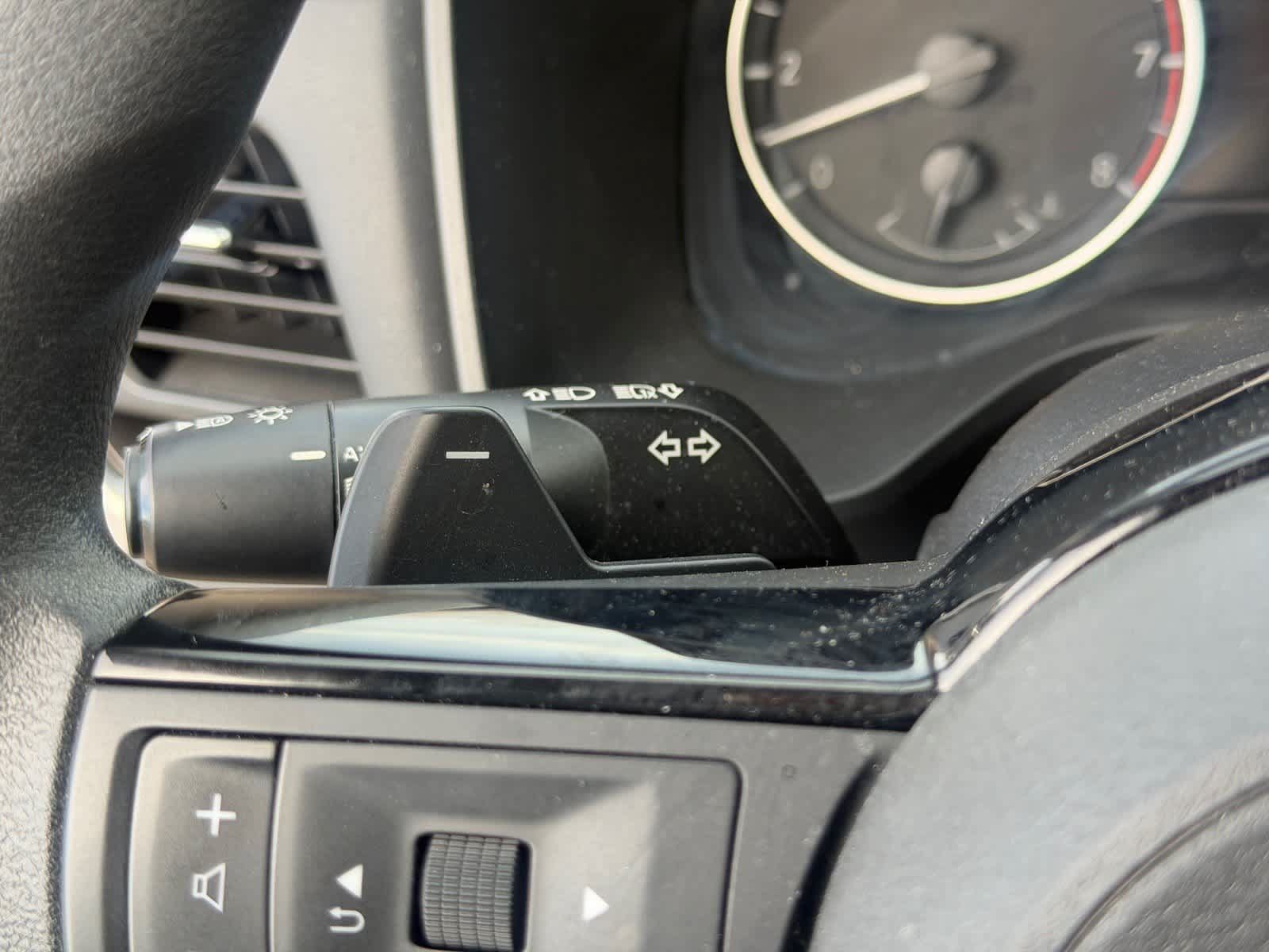Certified 2023 Nissan Rogue SV FWD image 18